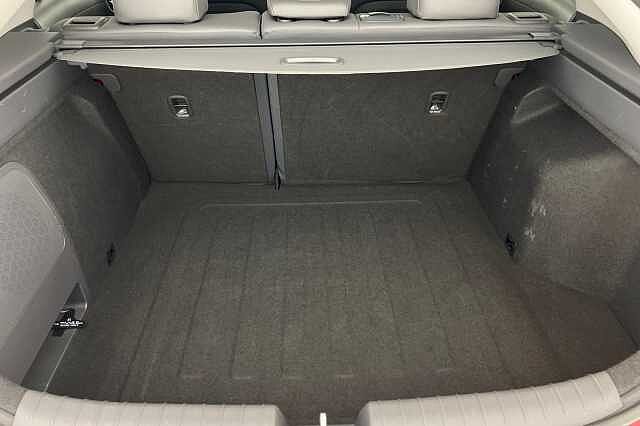 Hyundai IONIQ 1.6 GDi Hybrid Premium SE 5dr DCT Fiery Red