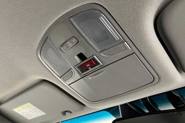 Hyundai IONIQ 1.6 GDi Hybrid Premium SE 5dr DCT Fiery Red