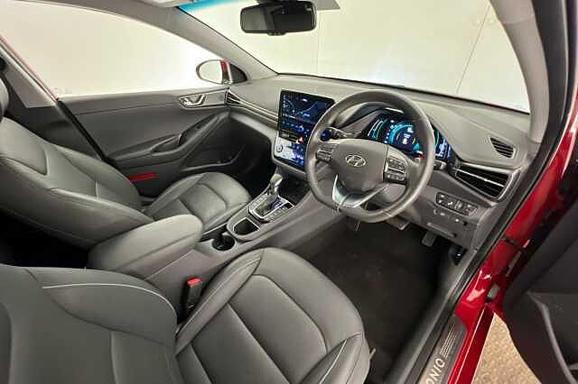 Hyundai IONIQ 1.6 GDi Hybrid Premium SE 5dr DCT Fiery Red