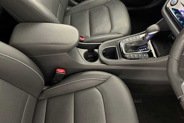 Hyundai IONIQ 1.6 GDi Hybrid Premium SE 5dr DCT Fiery Red