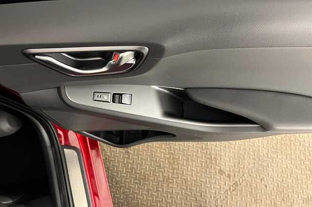 Hyundai IONIQ 1.6 GDi Hybrid Premium SE 5dr DCT Fiery Red