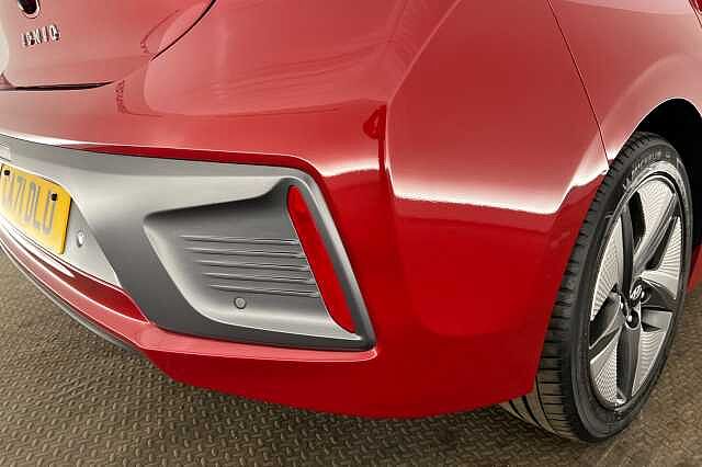 Hyundai IONIQ 1.6 GDi Hybrid Premium SE 5dr DCT Fiery Red