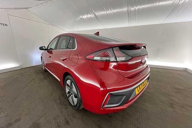 Hyundai IONIQ 1.6 GDi Hybrid Premium SE 5dr DCT Fiery Red