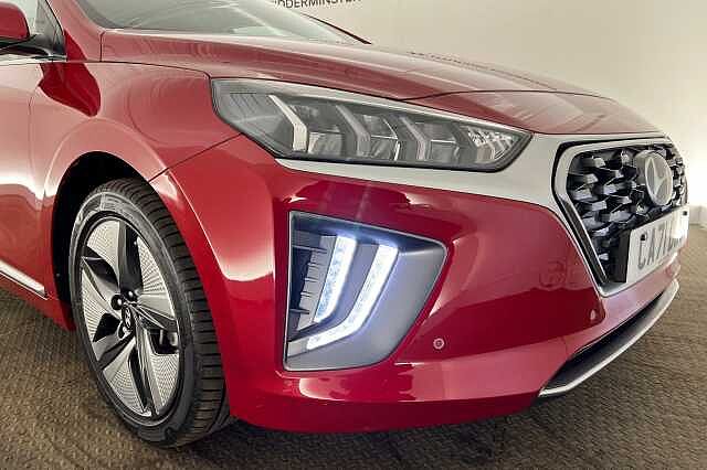Hyundai IONIQ 1.6 GDi Hybrid Premium SE 5dr DCT Fiery Red