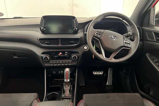 Hyundai TUCSON 1.6 CRDi 48V MHD 136 N Line 5dr 2WD DCT Red