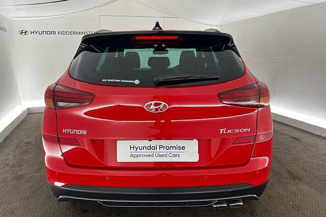 Hyundai TUCSON 1.6 CRDi 48V MHD 136 N Line 5dr 2WD DCT Red