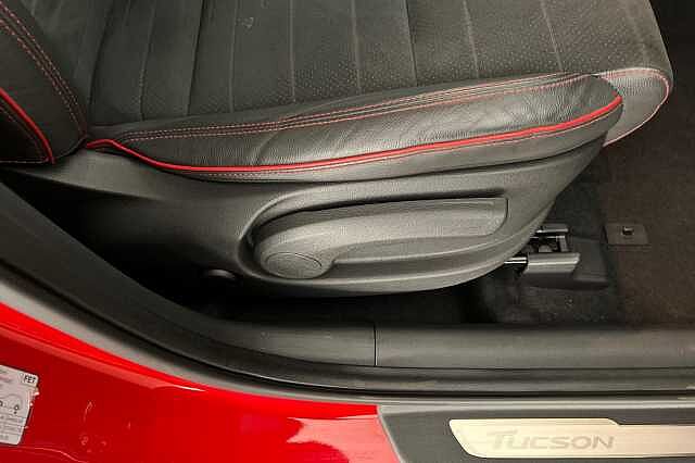 Hyundai TUCSON 1.6 CRDi 48V MHD 136 N Line 5dr 2WD DCT Red