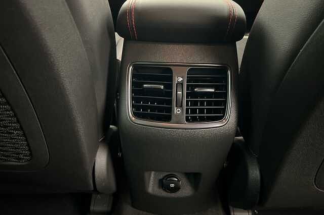 Hyundai TUCSON 1.6 CRDi 48V MHD 136 N Line 5dr 2WD DCT Red