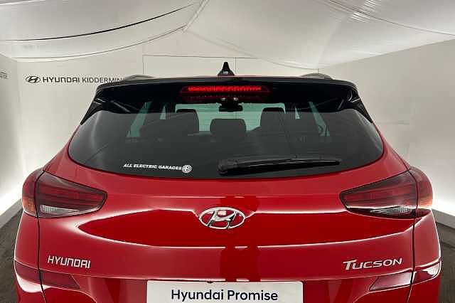 Hyundai TUCSON 1.6 CRDi 48V MHD 136 N Line 5dr 2WD DCT Red