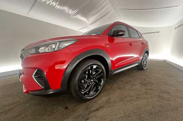 Hyundai TUCSON 1.6 CRDi 48V MHD 136 N Line 5dr 2WD DCT Red