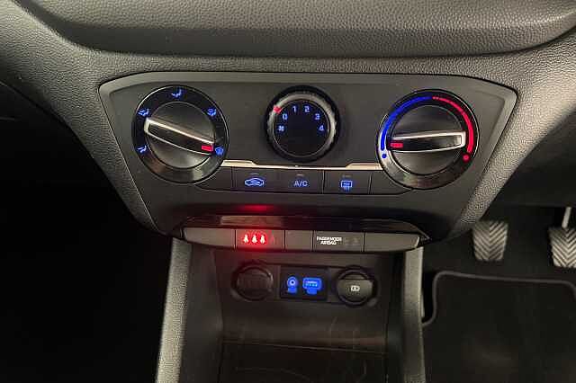 Hyundai I20 1.0 T-GDi Play 5dr Stardust Grey