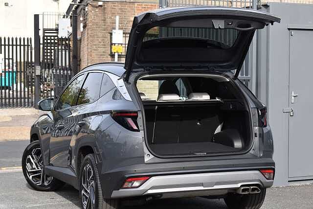 Hyundai TUCSON 1.6T Hybrid Ultimate 5dr Auto Grey