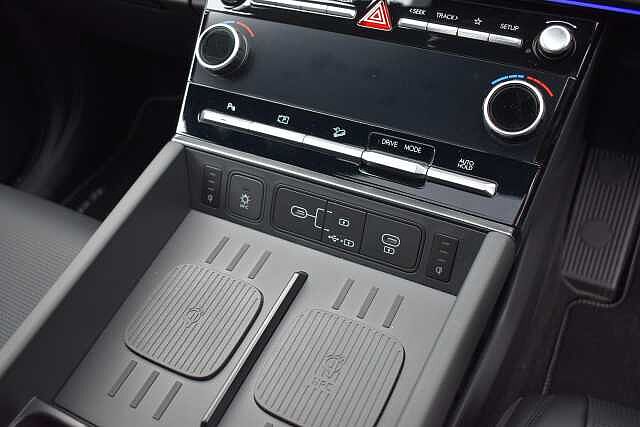 Hyundai SANTA FE 1.6 TGDi 239 Hybrid Calligraphy 5dr Auto Green