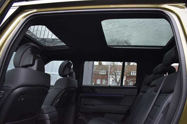 Hyundai SANTA FE 1.6 TGDi 239 Hybrid Calligraphy 5dr Auto Green