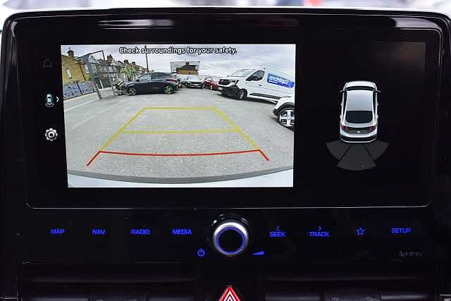 Hyundai IONIQ 1.6 GDi Hybrid Premium 5dr DCT