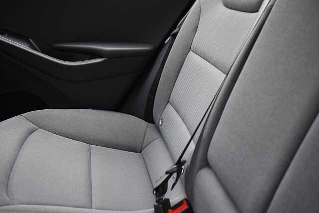 Hyundai IONIQ 1.6 GDi Hybrid Premium 5dr DCT