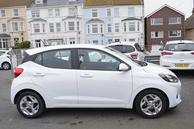 Hyundai I10 1.2 SE Connect 5 Door White