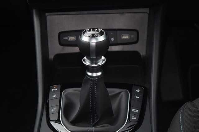 Hyundai TUCSON 1.6 T-GDi (150ps) Premium Blue