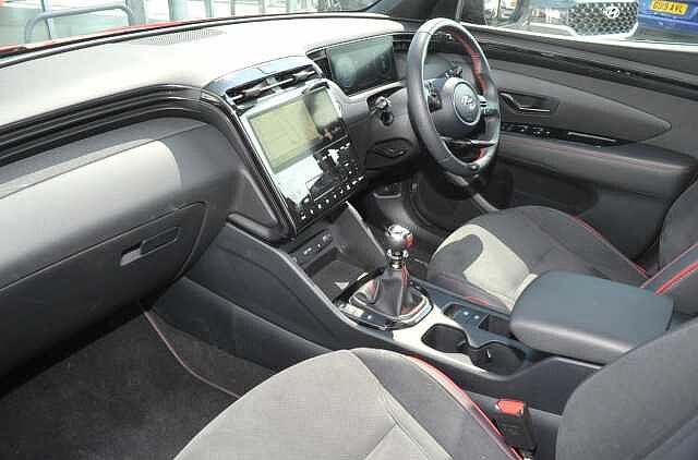 Hyundai TUCSON 1.6 T-GDi (150ps) N Line Red
