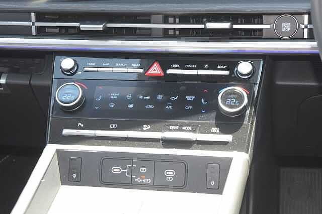Hyundai SANTA FE 1.6 TGDi Hybrid Ultimate 5dr Auto Blue