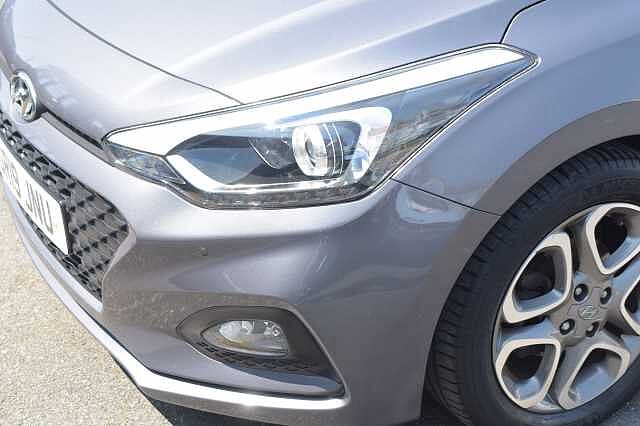 Hyundai i20 5 Door 1.2 MPi (84ps) Premium Nav