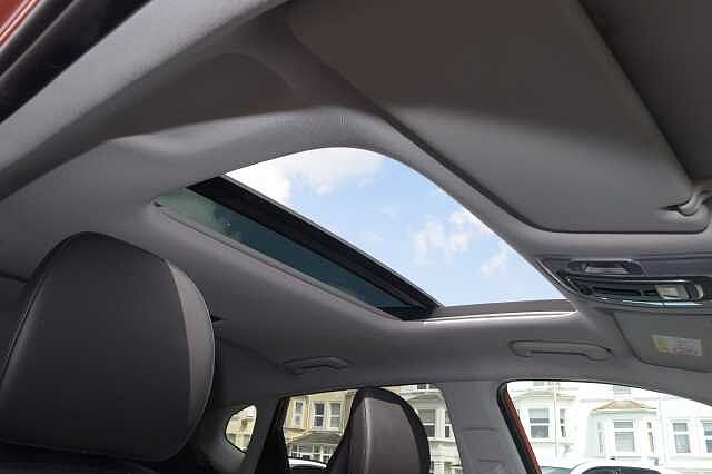 Hyundai KONA E (218ps) Ultimate Orange