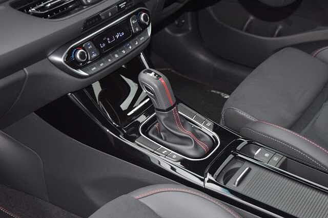 Hyundai I30 1.5T GDi 48v Hybrid N Line S 5dr DCT Red