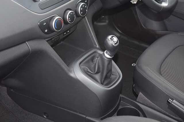 Hyundai I10 1.0 SE 5dr White