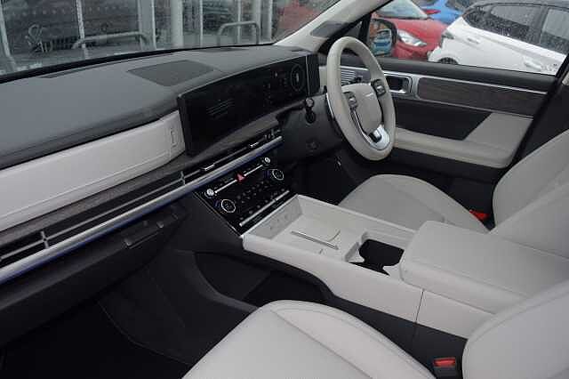 Hyundai SANTA FE 1.6 TGDi Plug-in Hybrid Ultimate 5dr 4WD Auto Grey