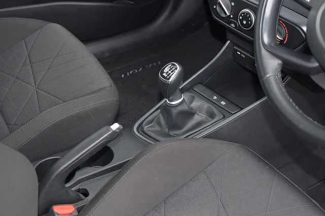 Hyundai BAYON 1.0 TGDi 48V MHEV SE Connect 5dr Green