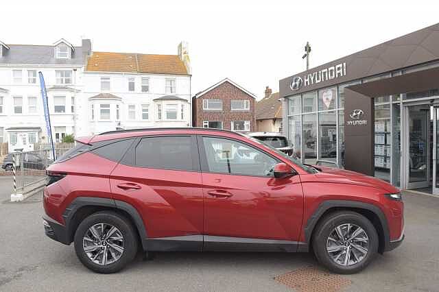 Hyundai TUCSON 1.6 TGDi SE Connect 5dr 2WD Red