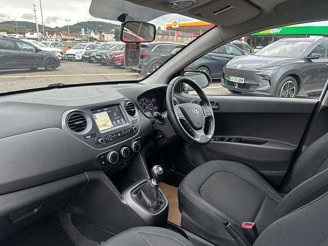Hyundai I10 1.0 Play 5dr White