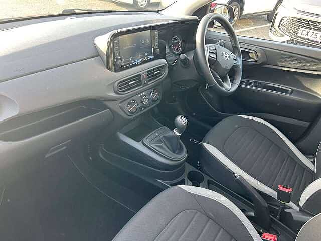 Hyundai I10 1.0 MPi SE Connect 5dr Red