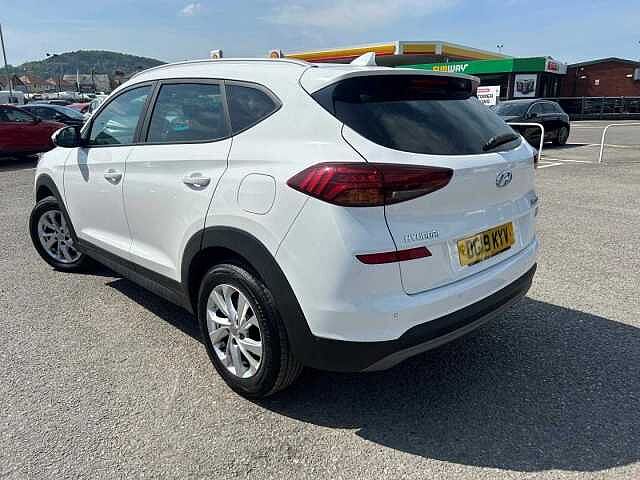 Hyundai TUCSON 1.6 CRDi SE Nav 5dr 2WD White