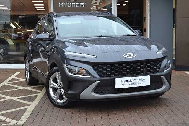Hyundai KONA 1.0 TGDI SE CONNECT, LOW MILEAGE 23 PLATE WITH WARRANTY UNTIL 2028 Dark Knight