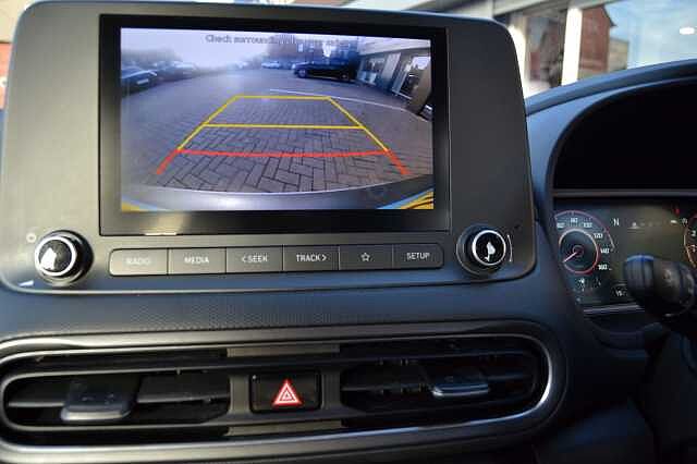 Hyundai KONA 1.0 TURBO SE CONNECT, EXCELLENT EXAMPLE OF THIS EVER POPULAR SUV Blue