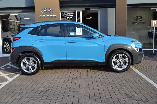 Hyundai KONA 1.0 TURBO SE CONNECT, EXCELLENT EXAMPLE OF THIS EVER POPULAR SUV Blue