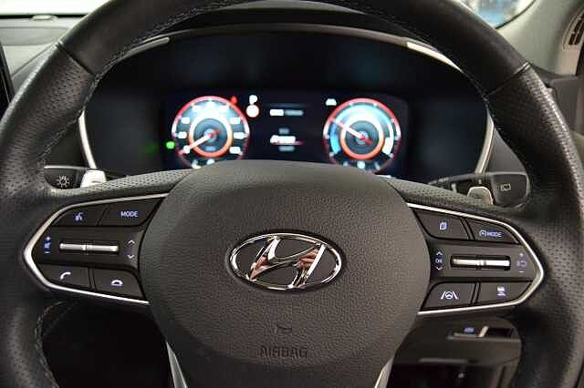 Hyundai SANTA FE 1.6 ULTIMATE TURBO 230PS AWD AUTO, SIMPLY MAGNIFICENT EXAMPLE, DON'T MISS IT! !! Typhoon Silver