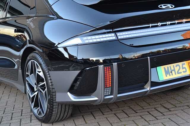 Hyundai IONIQ 6 ULTIMATE 77KWH AUTO, SAVE BIG ON THIS LITERALLY LIKE NEW CAR &amp; ONLY 134 MILES Abyss Black