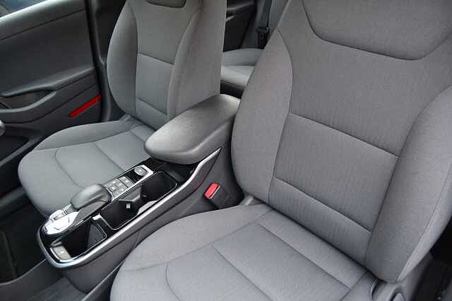 Hyundai IONIQ ELECTRIC 38KWH PREMIUM AUTO