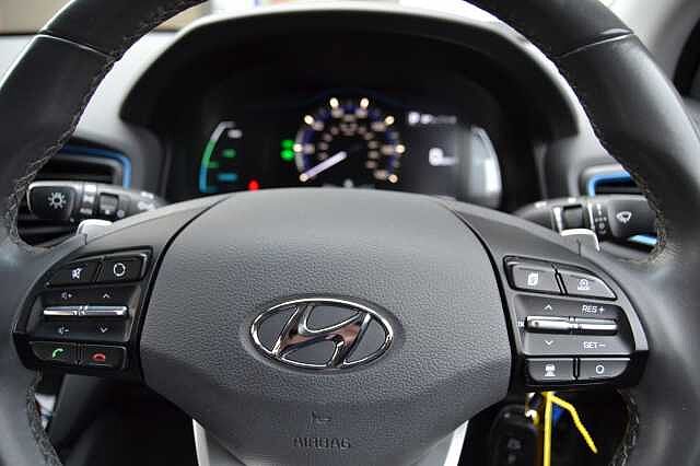 Hyundai IONIQ 1.6 GDI SE SELF CHARGING HYBRID AUTO