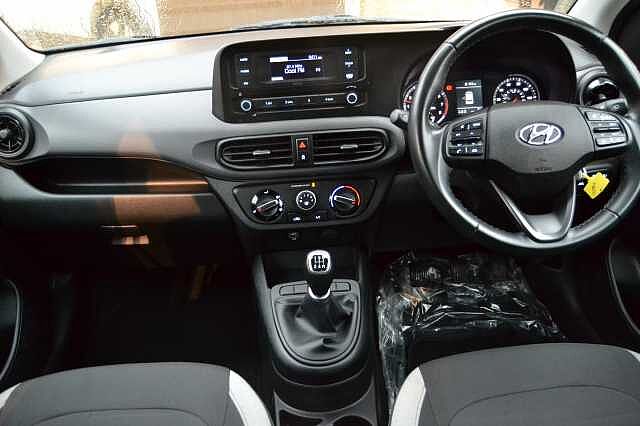 Hyundai i10 1.0 MPi SE 5dr