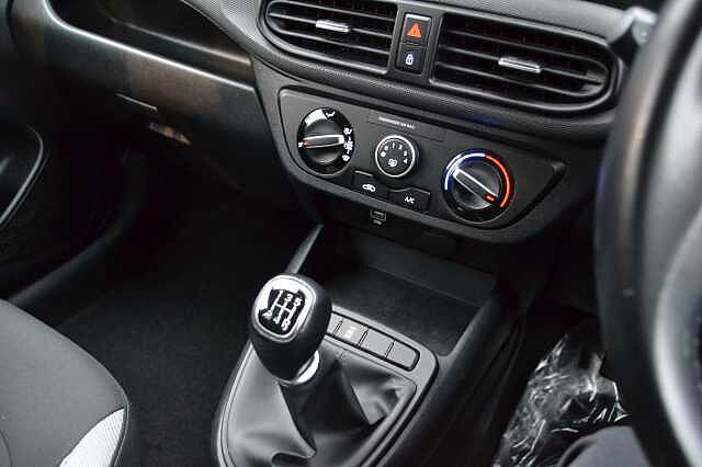Hyundai i10 1.0 MPi SE 5dr