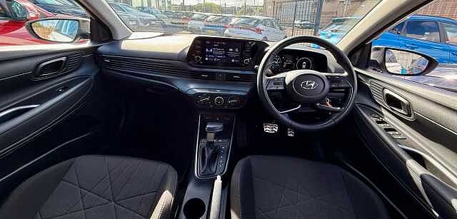 Hyundai BAYON 1.0 TGDi 48V MHEV SE Connect 5dr DCT White