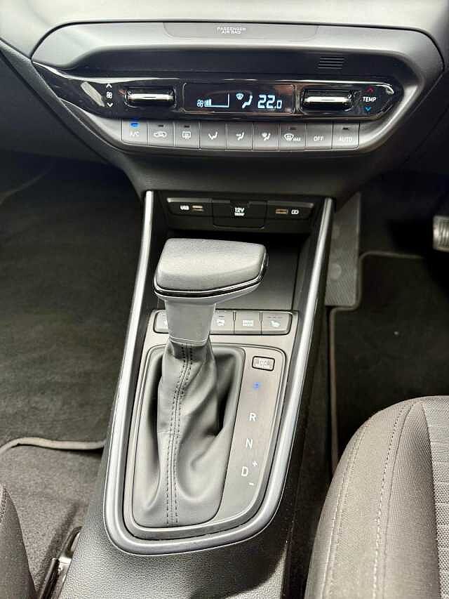 Hyundai I20 1.0T GDi 48V MHD Premium 5dr DCT Black