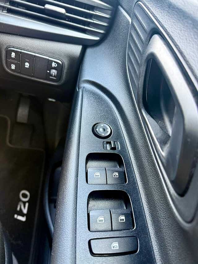 Hyundai I20 1.0T GDi 48V MHD SE Connect 5dr Green