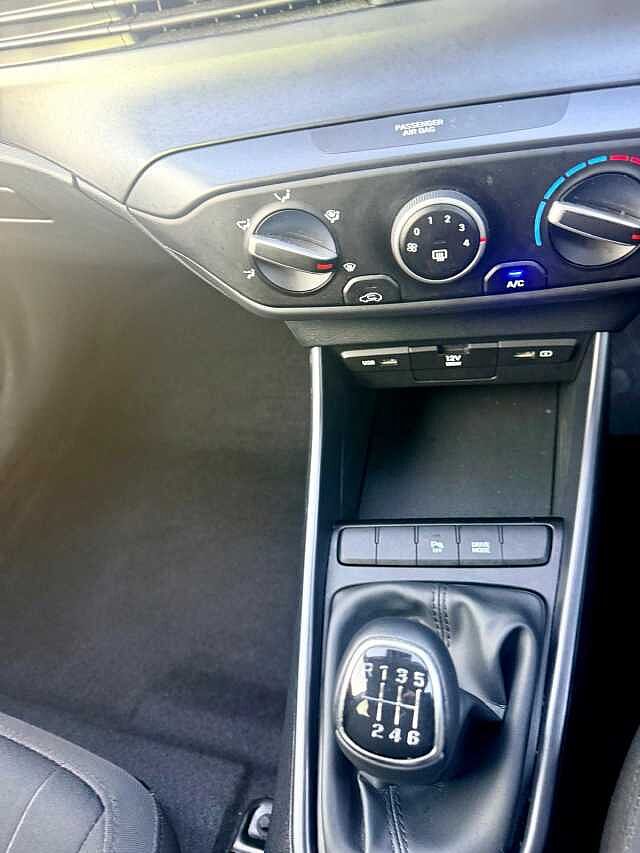 Hyundai BAYON 1.0 TGDi 48V MHEV SE Connect 5dr