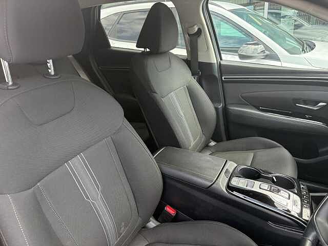 Hyundai TUCSON 1.6 TGDi Hybrid 230 Premium 5dr 2WD Auto Silver