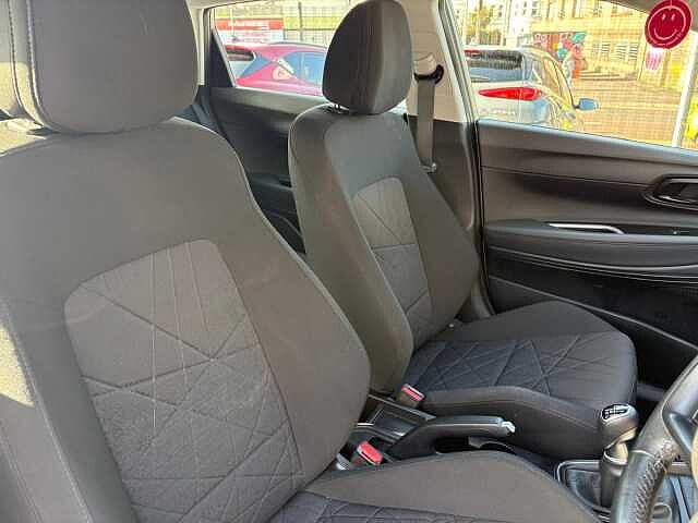 Hyundai BAYON 1.0 TGDi 48V MHEV SE Connect 5dr