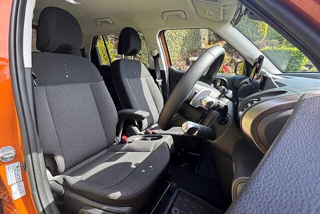 Hyundai INSTER 85kW 02 49kWh 5dr Auto Orange